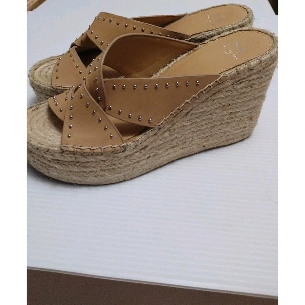 Marc Fisher Angelina Women's Tan Studded‎ Espadrille Wedge Platform Size 7.5